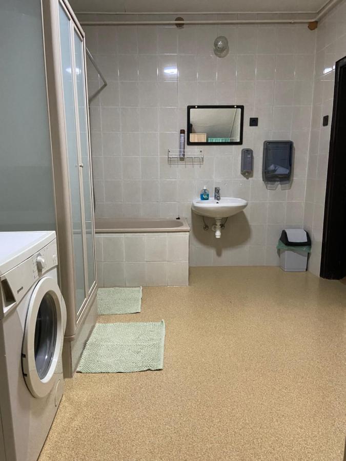 Teke Panzio Bed & Breakfast Körmend Екстериор снимка